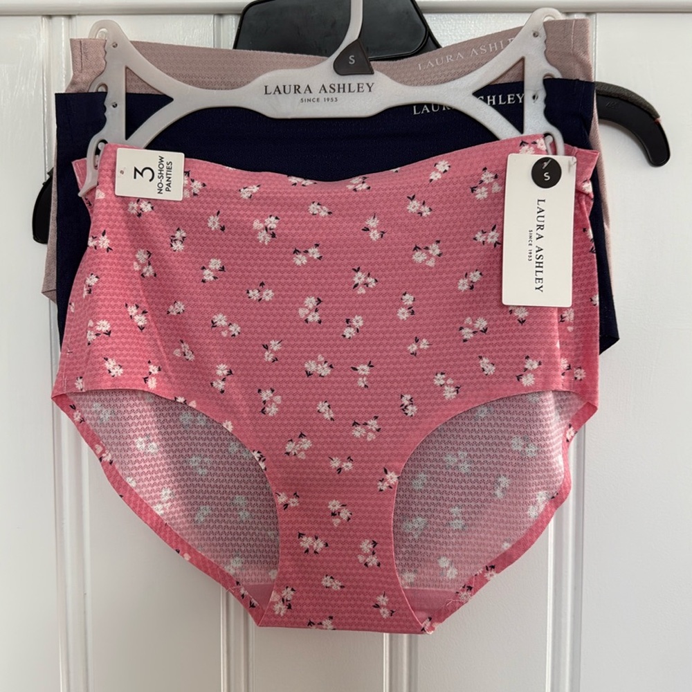 Laura Ashley 3 piece no show panties new size small